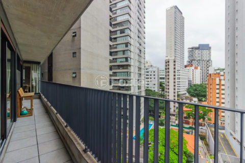 Image 14 - 1027191