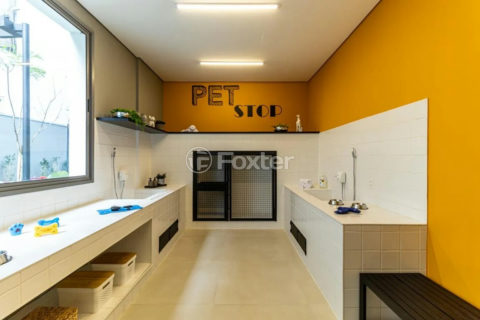 Image 33 - 1027200