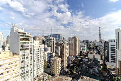 Image 14 - 1027200