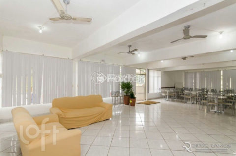 Image 32 - 1027208