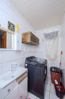 Image 30 - 1027212
