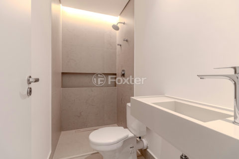 Image 11 - 1027219