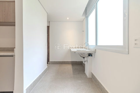 Image 22 - 1027219