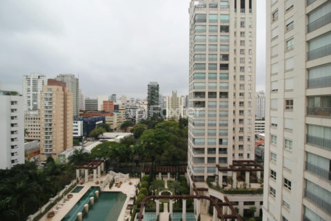 Image 42 - 1027250