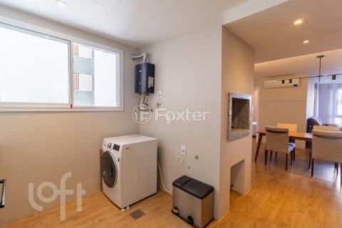 Image 32 - 1027268