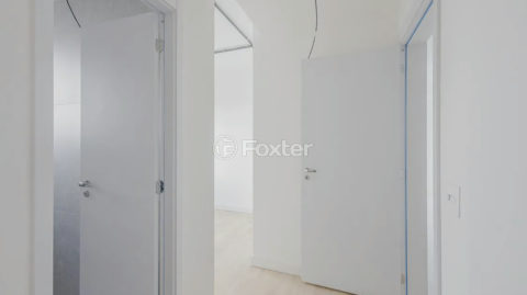 Image 10 - 1027279
