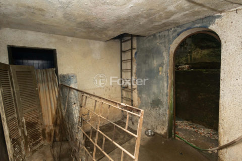 Image 30 - 1027297
