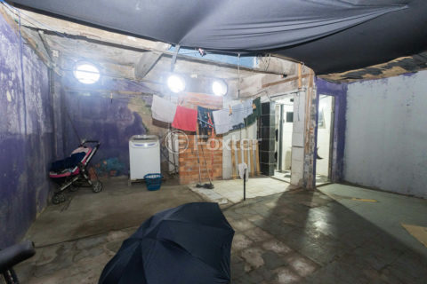 Image 21 - 1027297