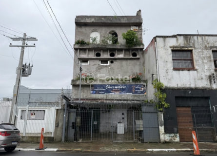 Image 8 - 1027297