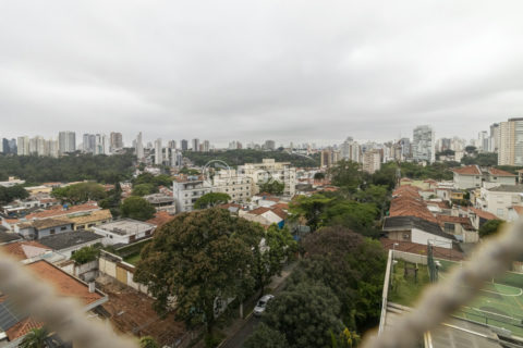Image 8 - 1027330
