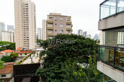 Image 3 - 1027348