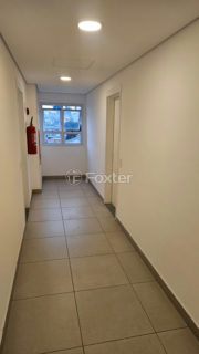 Image 2 - 1027352