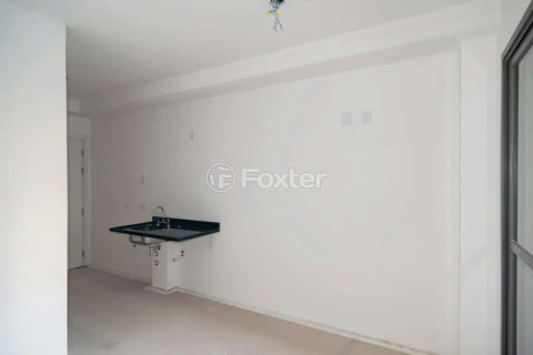Image 15 - 1027388