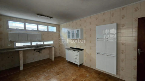 Image 9 - 1027410