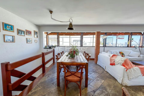Image 34 - 1027412