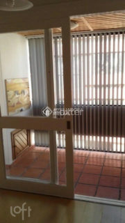 Image 7 - 1027428
