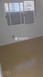 Image 6 - 1027428