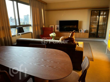Image 4 - 1027429