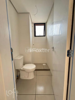 Image 7 - 1027446