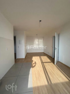 Image 11 - 1027446