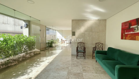 Image 47 - 1027473