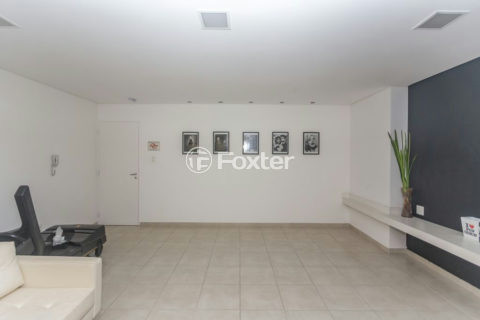 Image 42 - 1027492