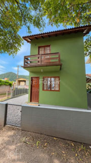 Image 10 - 1027497