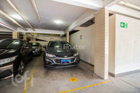 Image 35 - 1027507