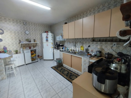Image 12 - 1027532