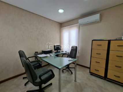 Image 30 - 1027535