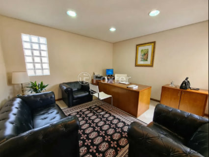 Image 35 - 1027535