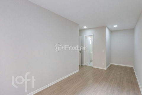 Image 21 - 1027555