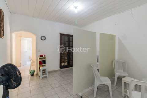 Image 8 - 1027557