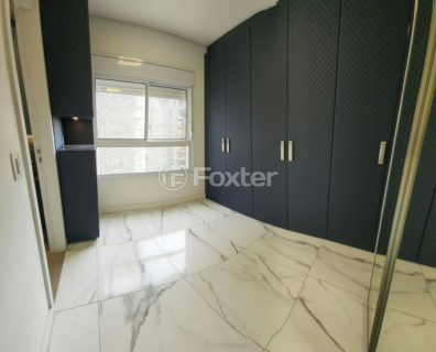 Image 9 - 1027562