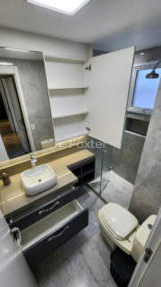 Image 38 - 1027562