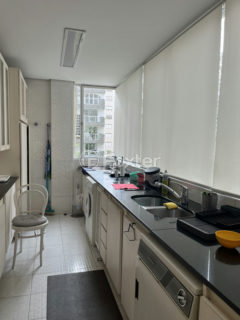 Image 5 - 1027586