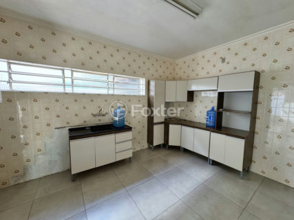 Image 7 - 1027588