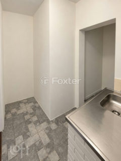 Image 1 - 1027602