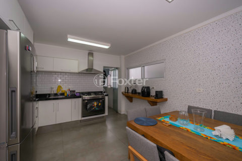 Image 28 - 1027624