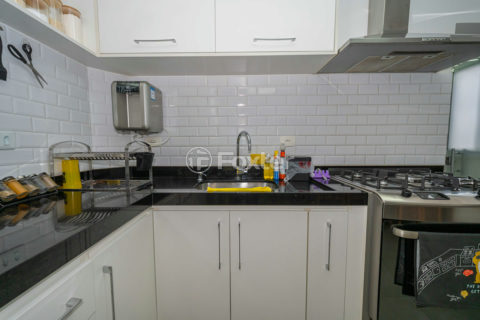 Image 27 - 1027624
