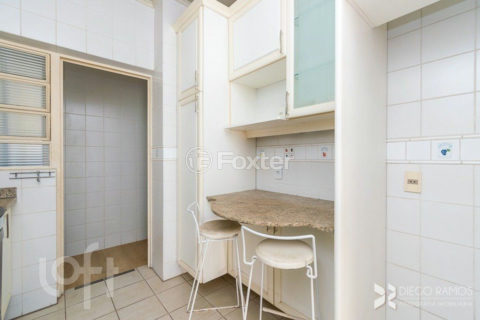 Image 9 - 1027660