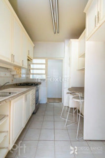 Image 31 - 1027660