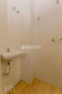 Image 34 - 1027660