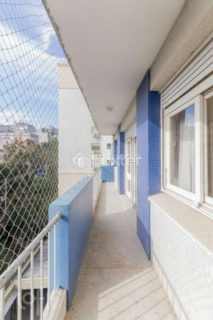 Image 11 - 1027660