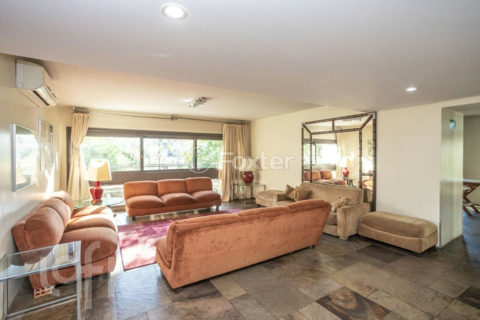 Image 34 - 1027662