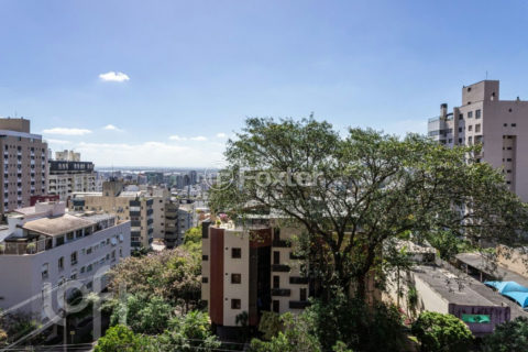 Image 10 - 1027662