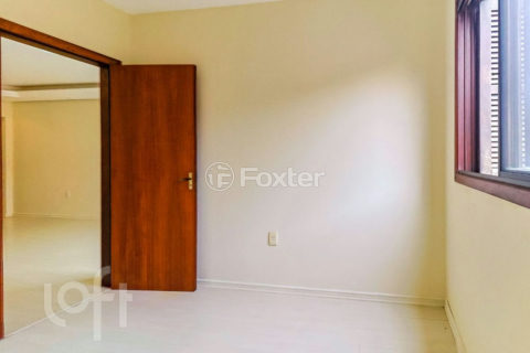 Image 20 - 1027665