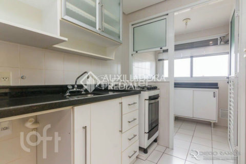 Image 9 - 1027698