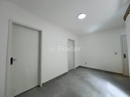 Image 3 - 1027823