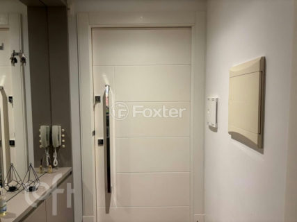 Image 45 - 1027833